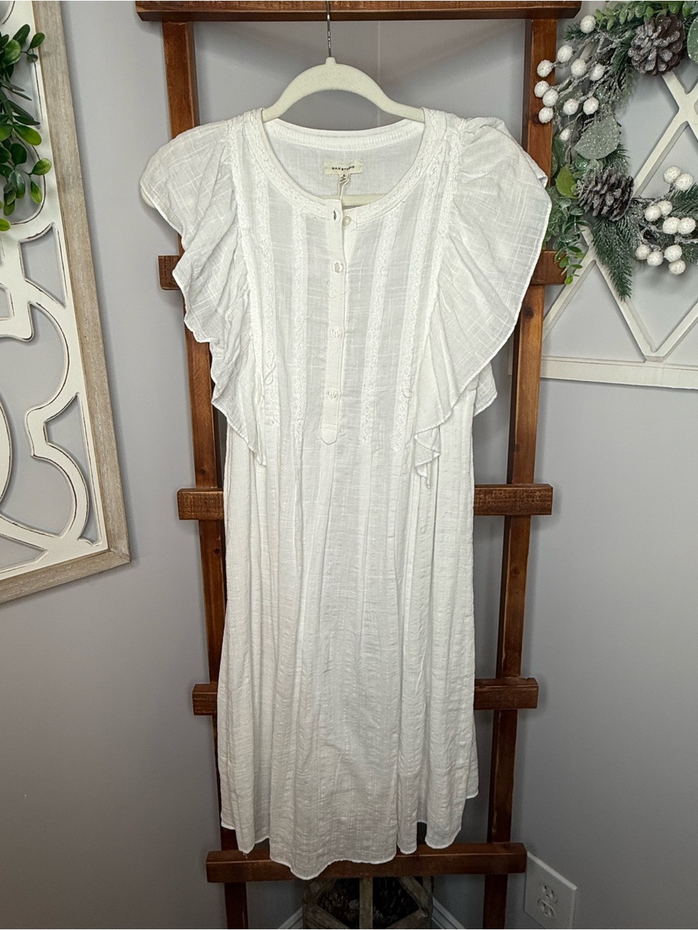 NWT Max Studio White Flutter Sleeve Boho Dress – Size Small - Picture 2 of 7
